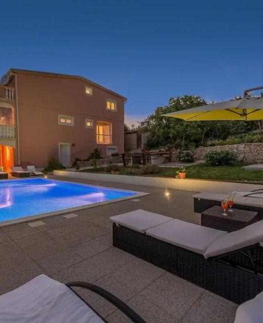 Family-friendly Apartments With Swimming Pool Stara Vas, Pag - 21031 Stara Vas