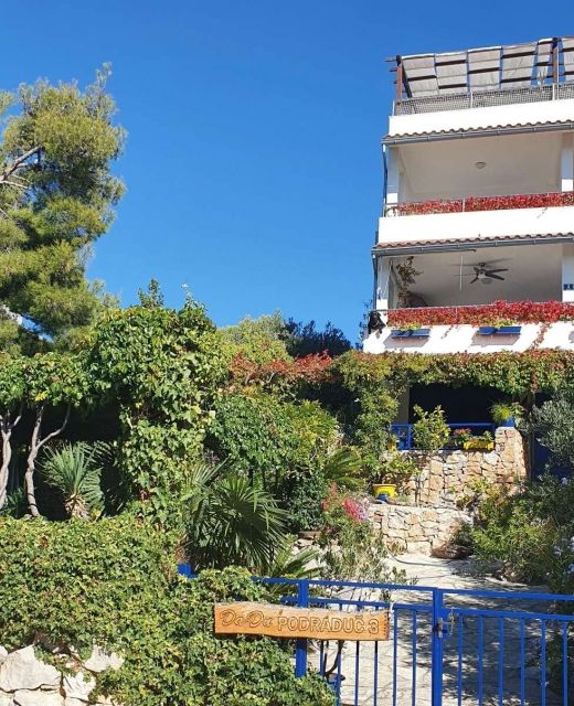 Apartments By The Sea Murter - 22397