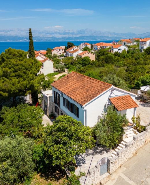 Holiday House With A Parking Space Sutivan, Brač - 23075 Sutivan