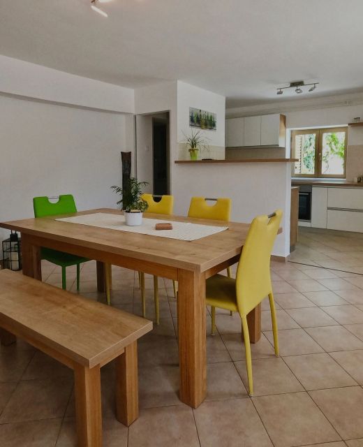 Apartments With Parking Space Crikvenica - 23167