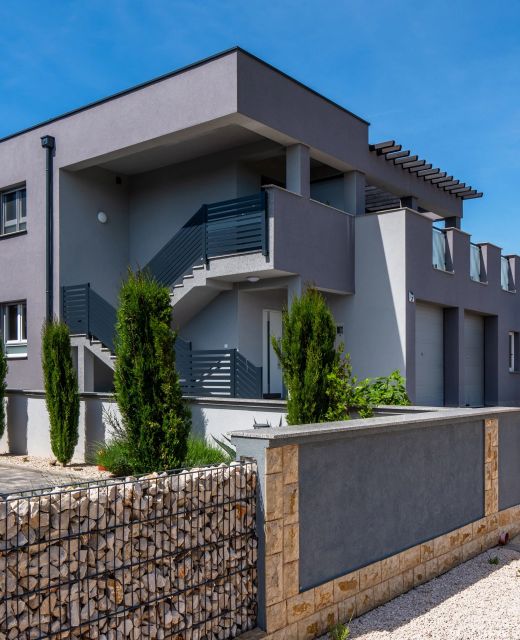 Apartments With Parking Space Vir - 23252
