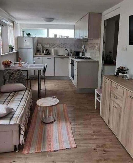 Apartments With Parking Space Bribir, Novi Vinodolski - 23380 Bribir
