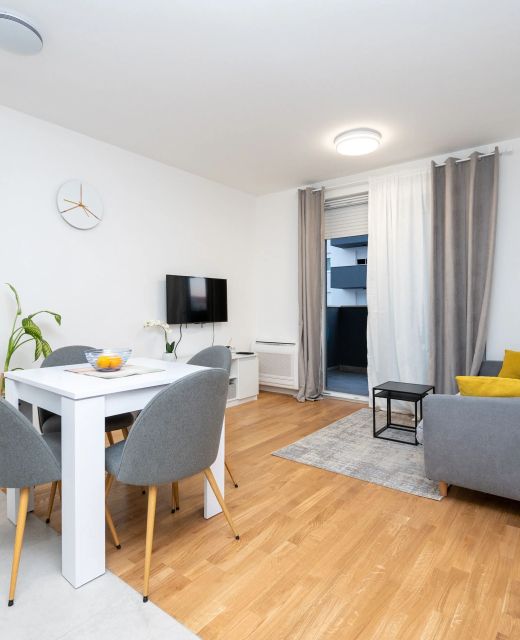 Apartments With Parking Space Zadar - 23405