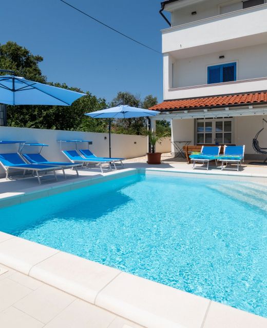 Family-friendly Apartments With Swimming Pool Privlaka, Zadar - 23555 Privlaka