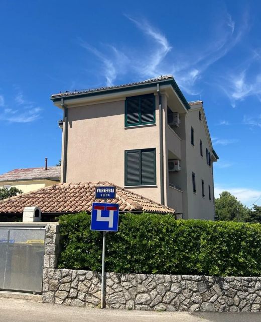 Apartments With Parking Space Punat, Krk - 23621 Punat