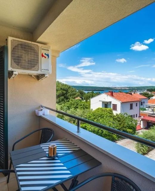 Apartments With Parking Space Punat, Krk - 23621 Punat