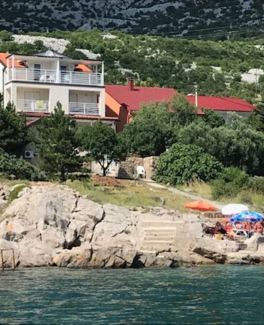 Apartments Neno Karlobag