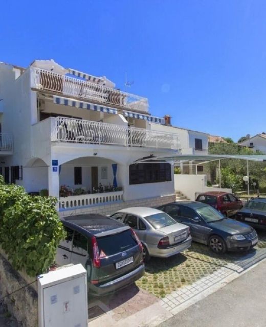 Apartments Milans Razanj