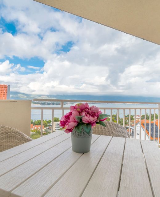 Apartment The View Arbanija