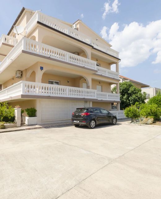 Apartments Sabina Vodice