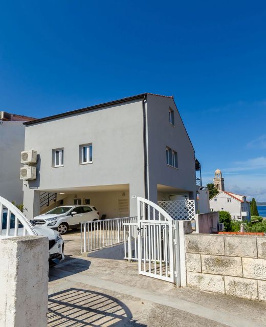 Apartments Marika Hvar