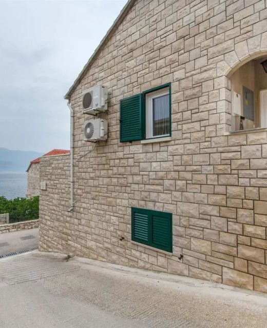 Apartment Tonci Postira