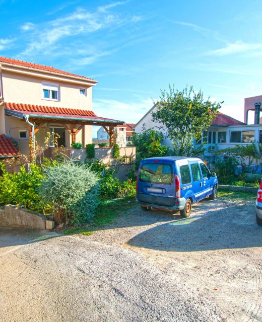 Apartment Marin Tkon