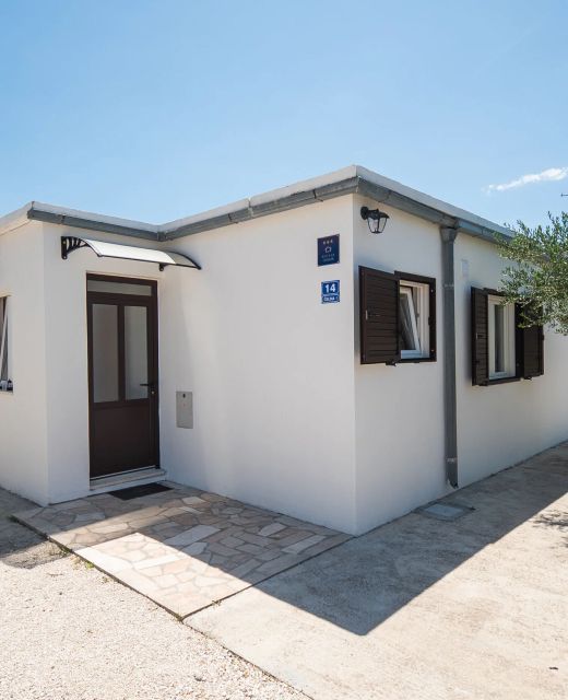 House Mirna Rogoznica