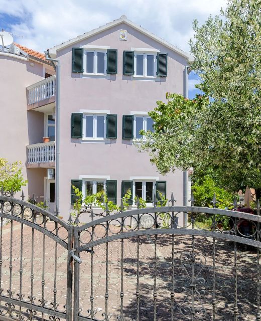 Apartments Dragan Jezera II