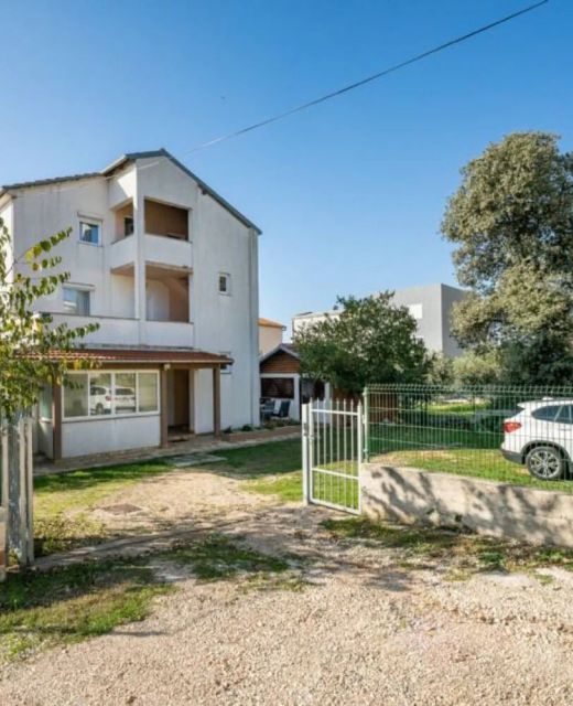 Apartments Tanja Pakostane