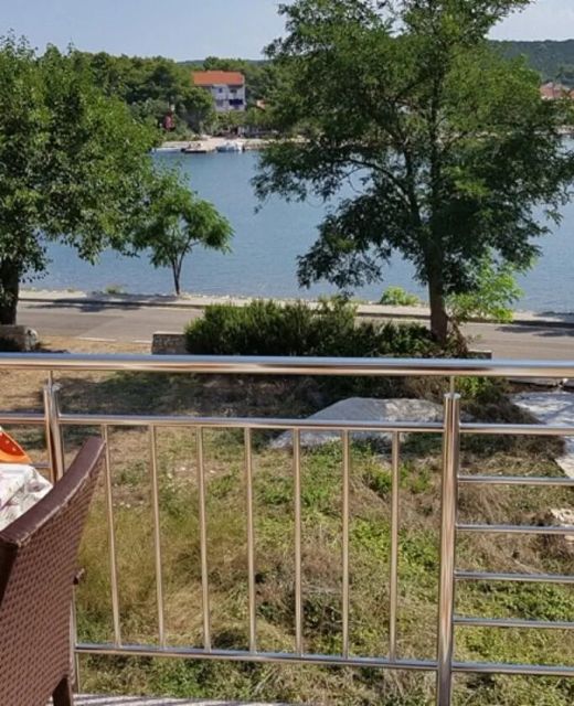 Apartment Zvone Veli Rat