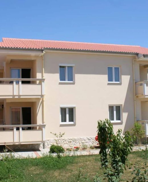Apartments KarolinaS Novalja