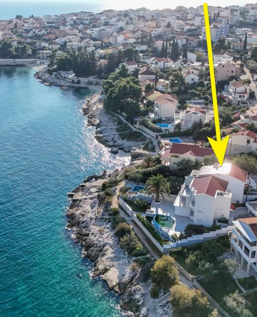 House Sea front Okrug Gornji