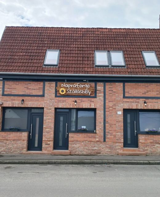 Napraforgó Apartman Miskolc
