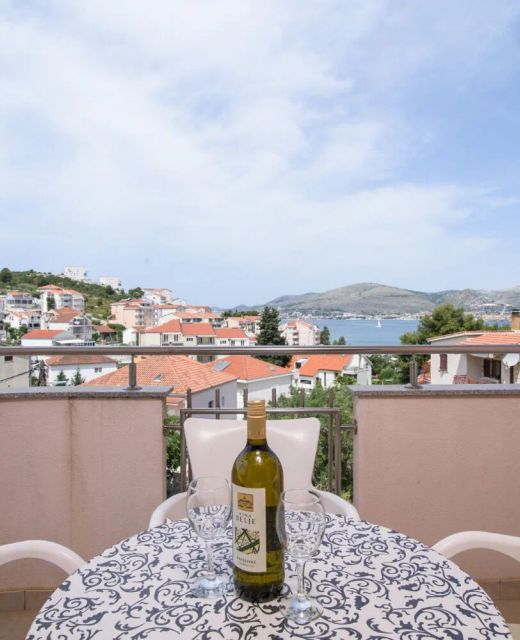 Apartment Eli Okrug Gornji