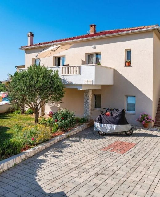 Apartment San Povljana