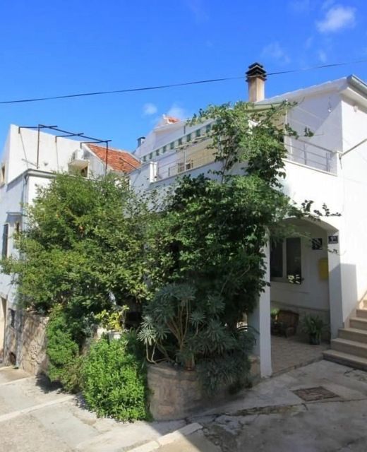 Apartments Zoki Vis