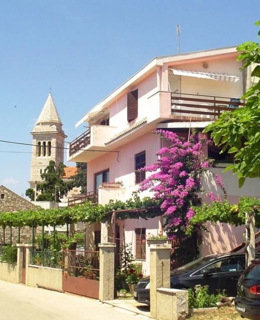 Apartments Nebo Pakostane