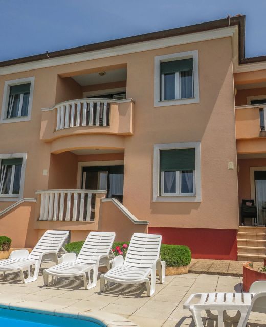 Apartments Eddie Zadar