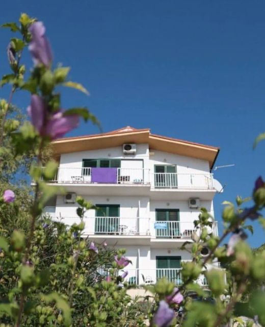 Apartments Gloria Gradac