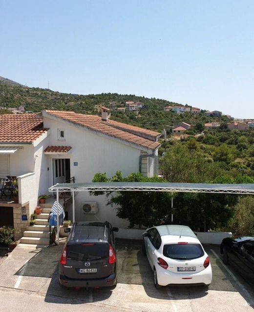 Apartments Nina Seget Vranjica