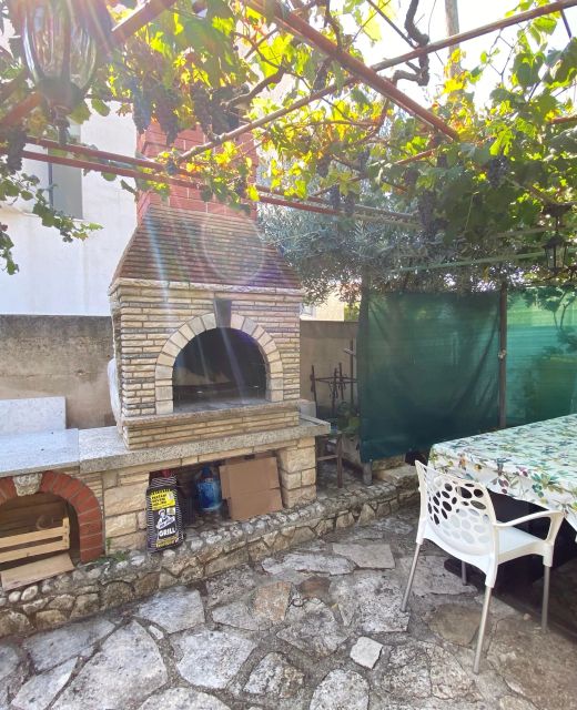 Apartments And Rooms With Parking Space Rovinj - 23148