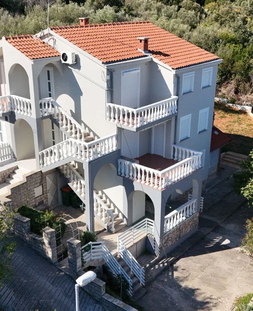 Apartment Nada Kali