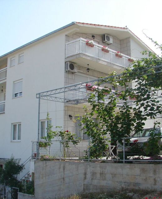 Apartments Mara Trogir