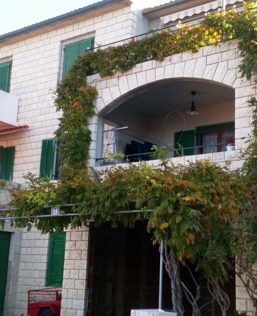 Apartment Miljana Postira