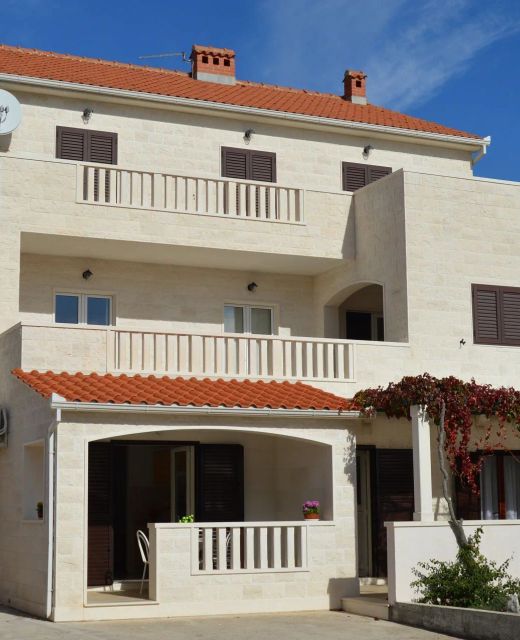 Apartments Frama Bol