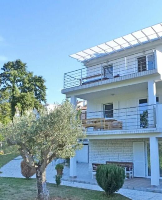 Apartments Vlado Njivice