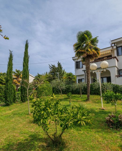 Apartment Renata Njivice