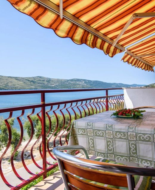Apartment VV Seget Vranjica