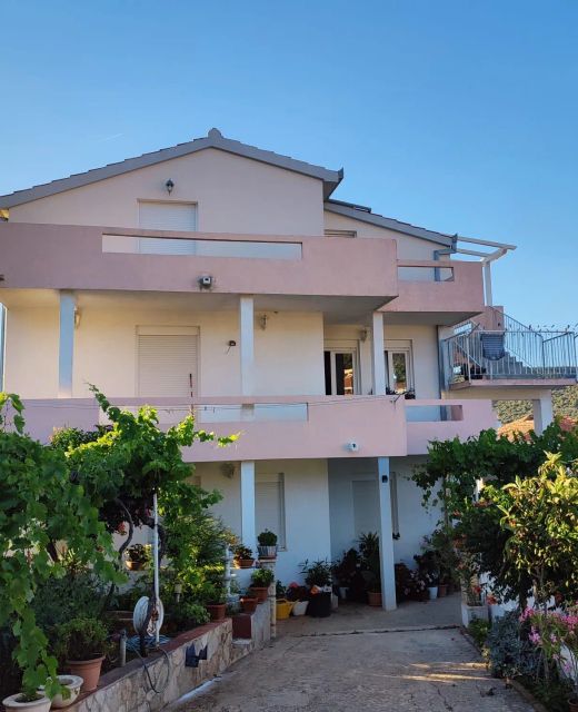Apartment Slaven Vinisce
