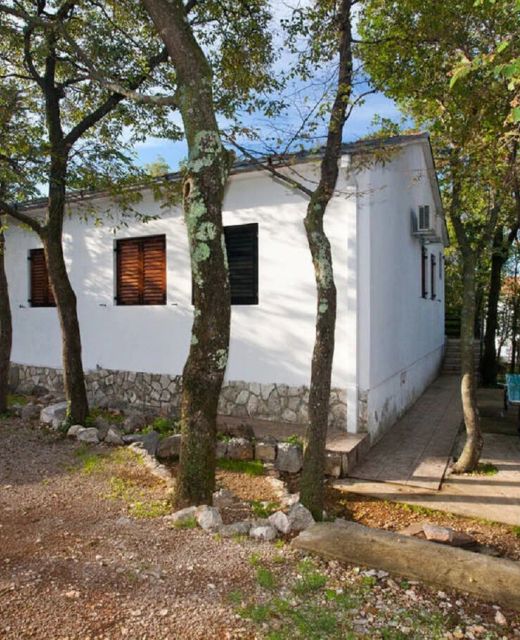 Apartments Miro Jadranovo