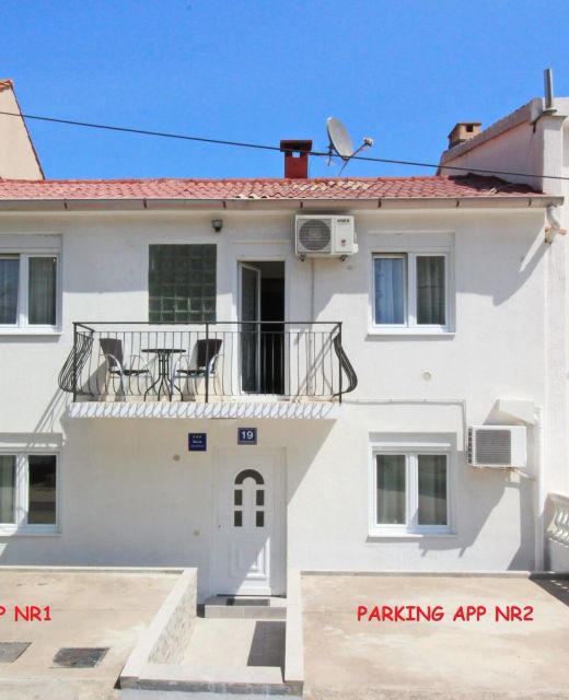 Apartments Rozanda Zarok Baška