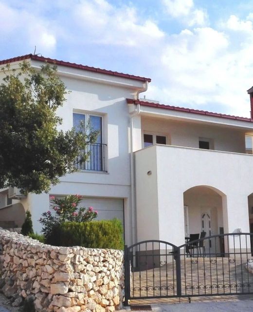 Apartments Tih Sevid
