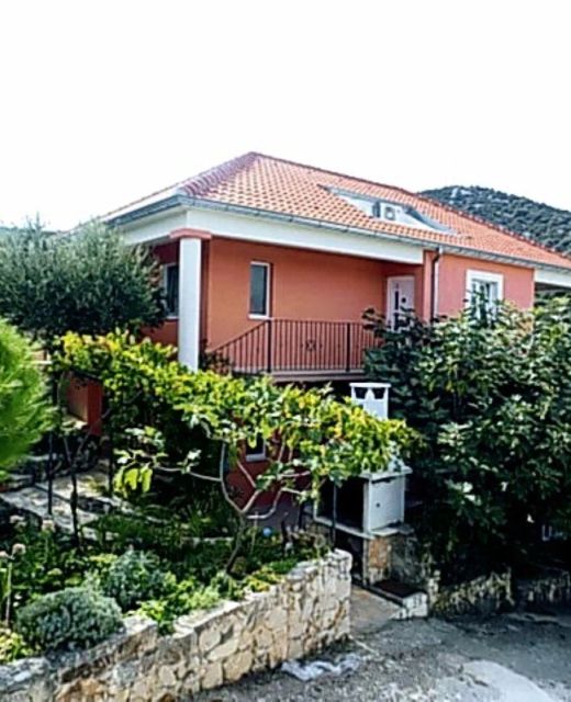Apartments Ivo Vinisce