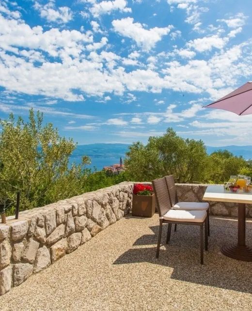 Apartment Brusic Vrbnik
