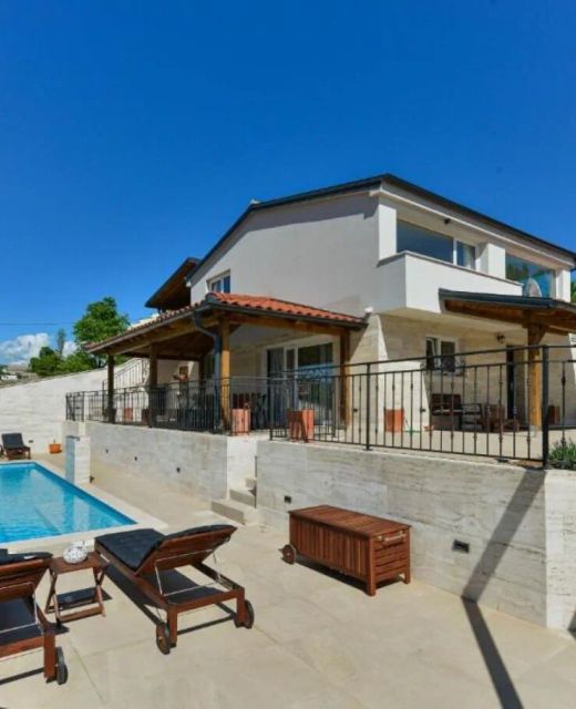House Kate Benkovac