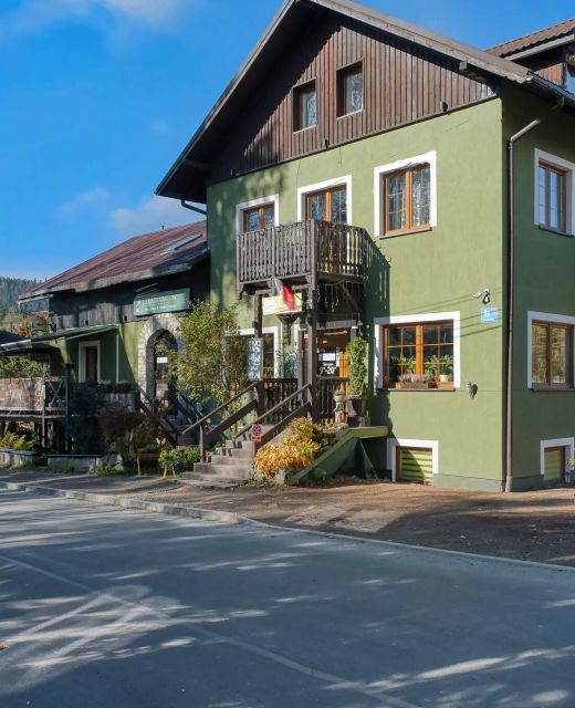Zajazd Karłów Restauracja &Pokoje Gościnne
