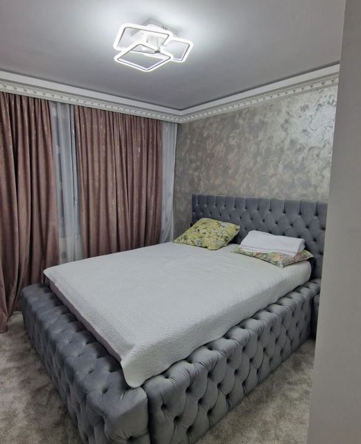 Laura House Simeria