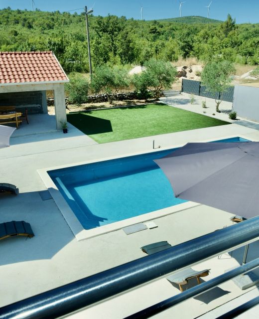 Apartment Mario - with pool Primorski Dolac