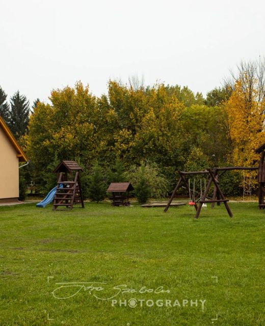 Nefelejcs I. Panzió Szigetbecse